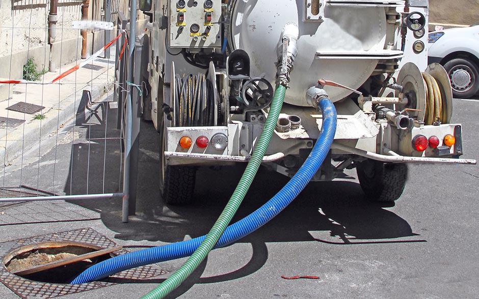 déboucher canalisations wc Roissy-en-Brie
